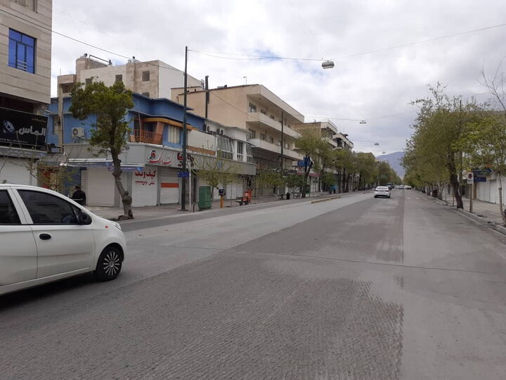 تیر کرونا پشت درِ مغازههای بسته شیراز به سنگ خورد تیر کرونا پشت درِ مغازههای بسته شیراز به سنگ خورد
