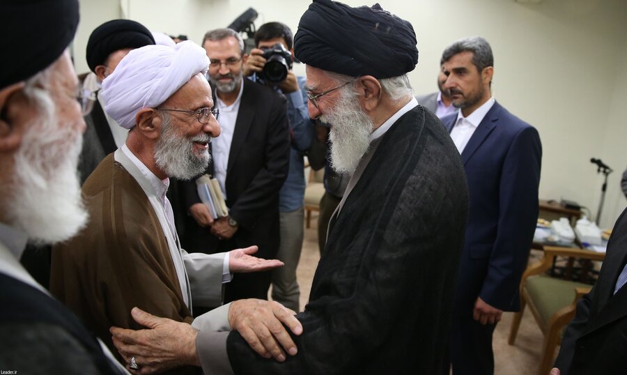 آیت‌الله مصباح به معنای واقعی عمار رهبر معظم انقلاب بود/ این عالم ربانی یک مبارز و متعهد به تمام معنا و یک انسان نافذ‌البصیره بود