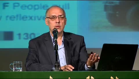 وارد کردن واکسن مشکوک به کشور خیانت است/ مسوولان از واکسن ایرانی یک ریال هم حمایت نکردند/ جلوی این جنگ رسانه‌ای گرفته شود
