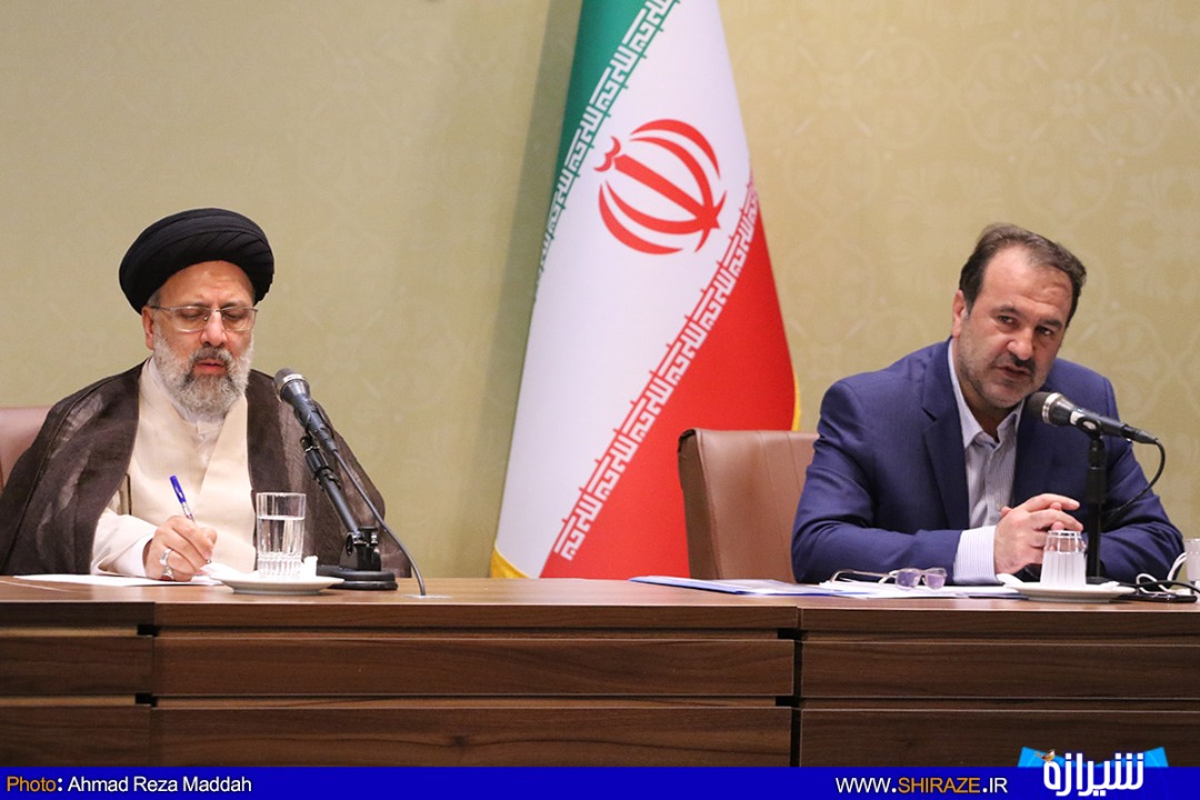 رئیسی در جلسه شورای اداری استان فارس: مدیران در نظام اسلامی باید پاسخگو باشند رئیسی در جلسه شورای اداری استان فارس: مدیران در نظام اسلامی باید پاسخگو باشند