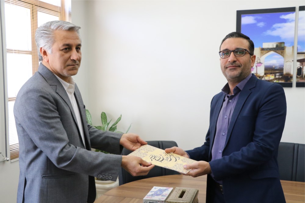 مسئول روابط عمومی فرهنگ و ارشاد اسلامی فارس تغییر کرد مسئول روابط عمومی فرهنگ و ارشاد اسلامی فارس تغییر کرد
