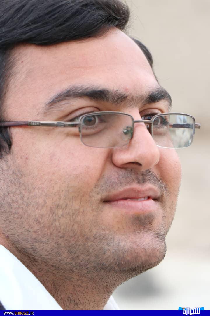 خبرنگاری شغل نیست، عشق است اما... خبرنگاری شغل نیست، عشق است اما...