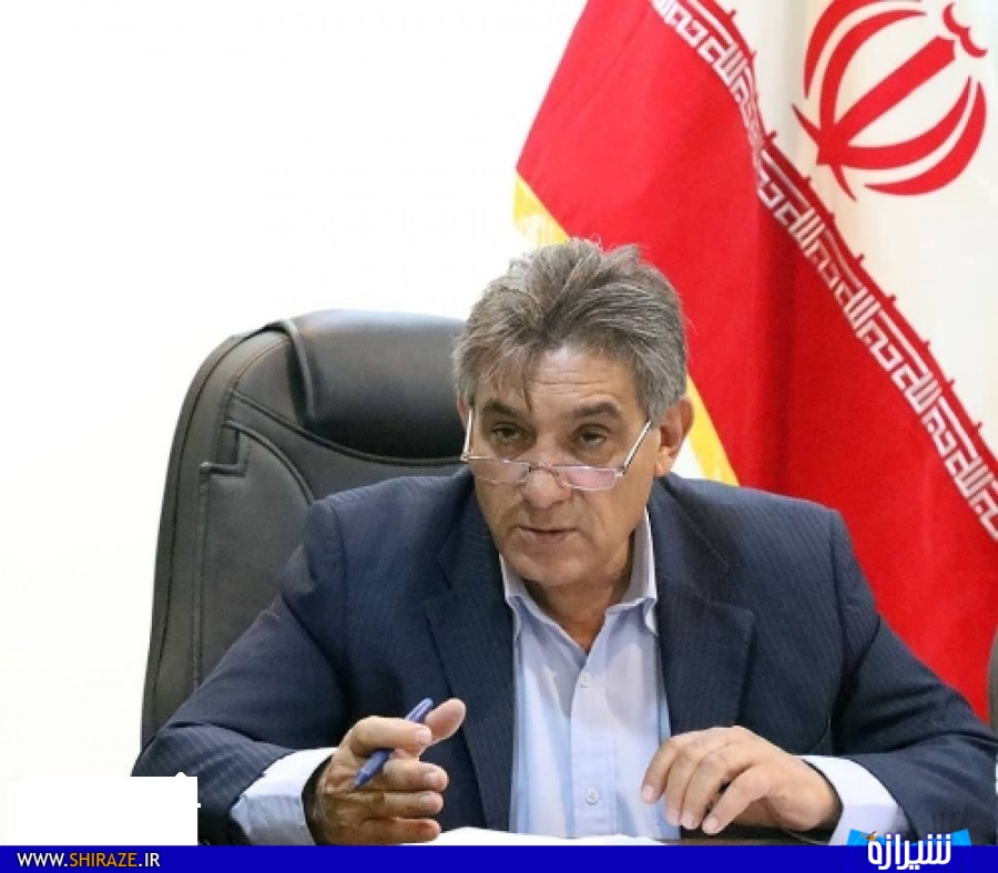 تکیه بر فروش نفت در پشت پرده منافع آن برای برخی دولتمردان/ غفلت از ایجاد صنایع تبدیلی/ کمبود کود در پستوی هزینه های گزاف سموم و دفع آفات/ زمین  بیمار و آلوده به مواد شیمیایی؛سیب ایرانی به خاطر طبیعی و ارگانیک بودنش در جهان حرف اول را می‌زد