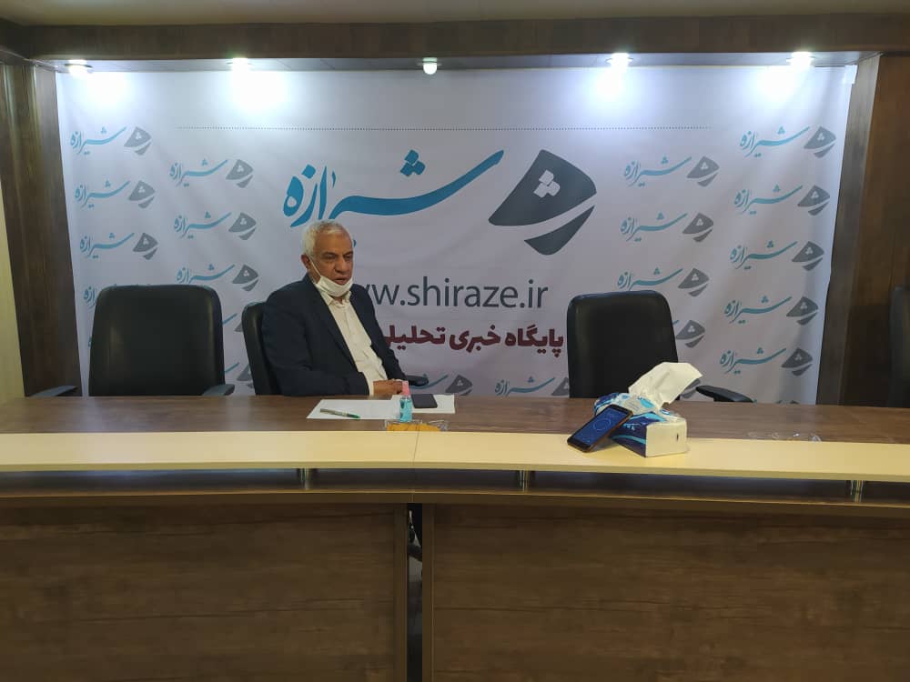 تاثیر کرونا بر حوزه حمل و نقل عمومی/امکان پرداخت کرایه تاکسی ها با کارت شهروندی تا ۶ ماه آینده تاثیر کرونا بر حوزه حمل و نقل عمومی/امکان پرداخت کرایه تاکسی ها با کارت شهروندی تا ۶ ماه آینده