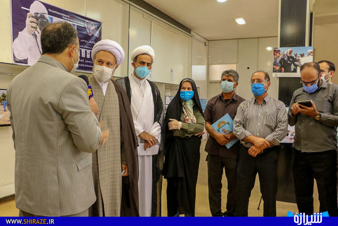 در بین ملت ها ملتی سربلند تر است که ایثار گرانش به عرصه وارد شوند