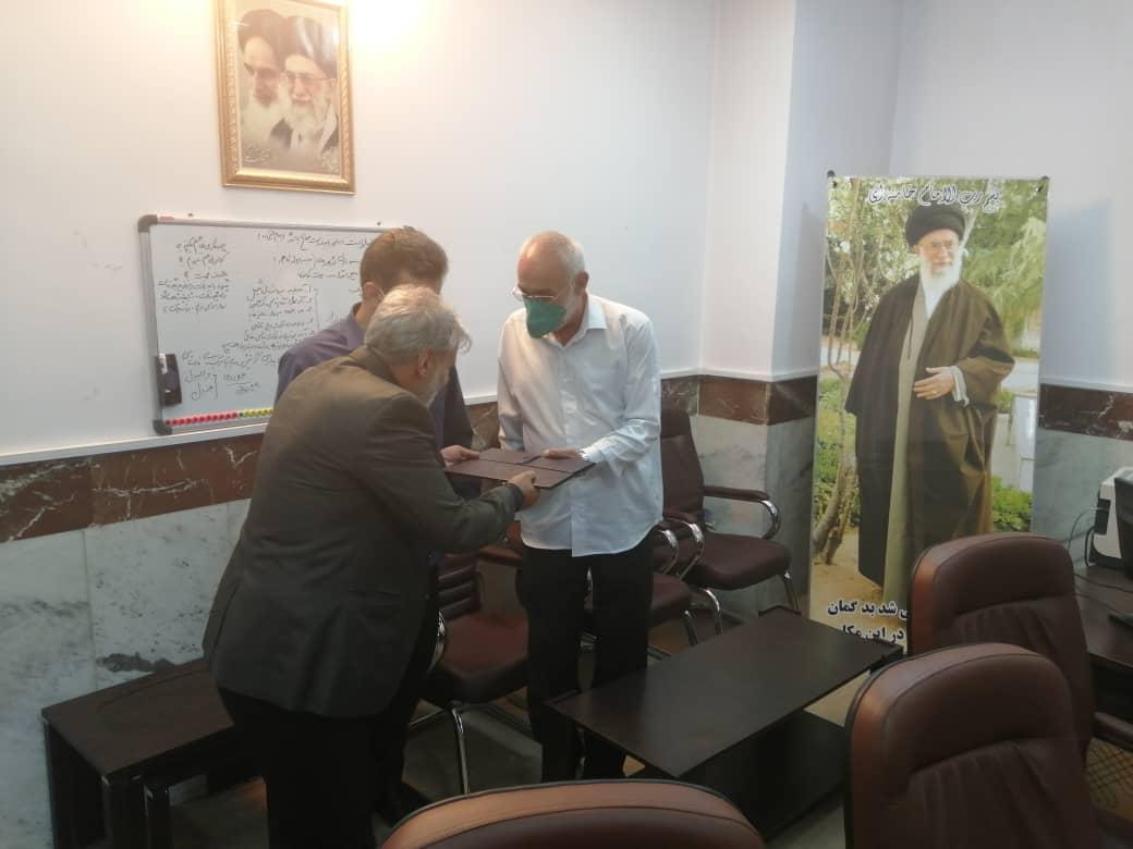 تقدير از خانواده شهيد ورزشكار صفرپور توسط سازمان بسيج ورزشكاران فارس