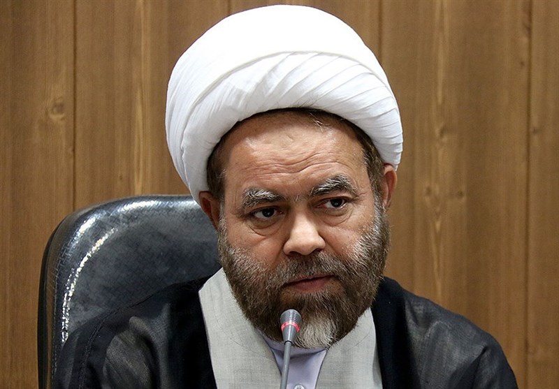 دولت در اجرای شعارهای سال رهبری بسیار بد عمل کرده است/ پشتیبانی از تولید با شعار تحقق نمییابد دولت در اجرای شعارهای سال رهبری بسیار بد عمل کرده است/ پشتیبانی از تولید با شعار تحقق نمییابد