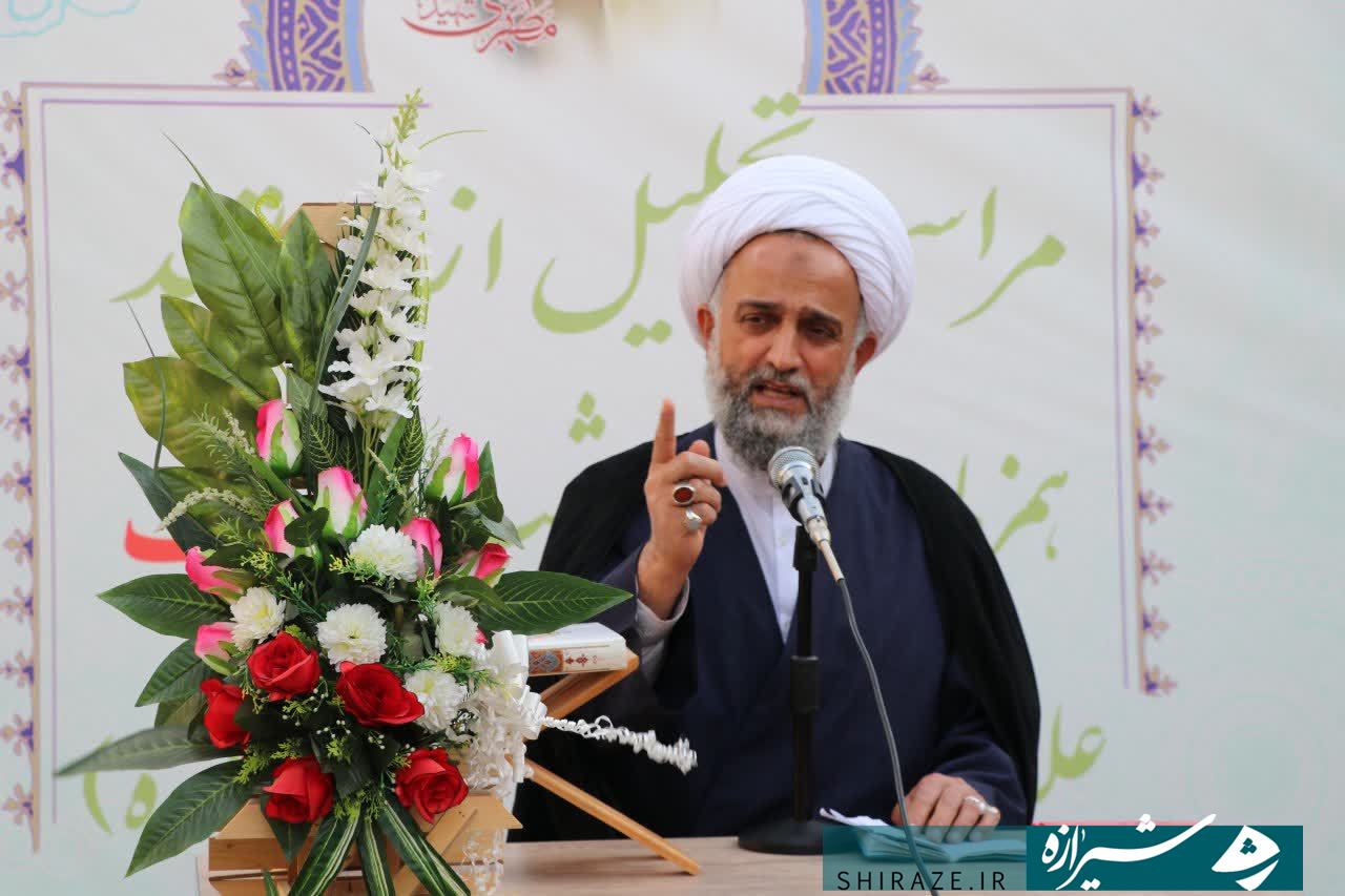 علیرضا حدائق علیرضا حدائق