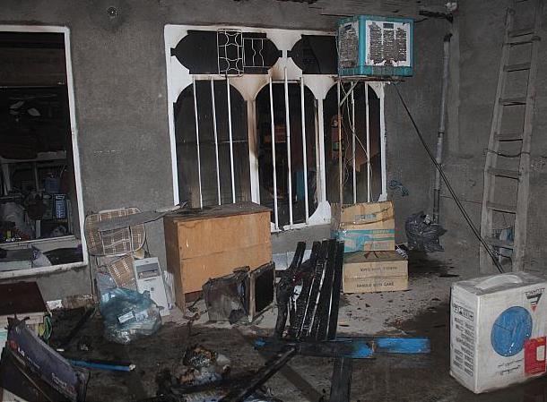 فوت پدر و پسر لارستانی در آتش سوزی منزل مسکونی فوت پدر و پسر لارستانی در آتش سوزی منزل مسکونی