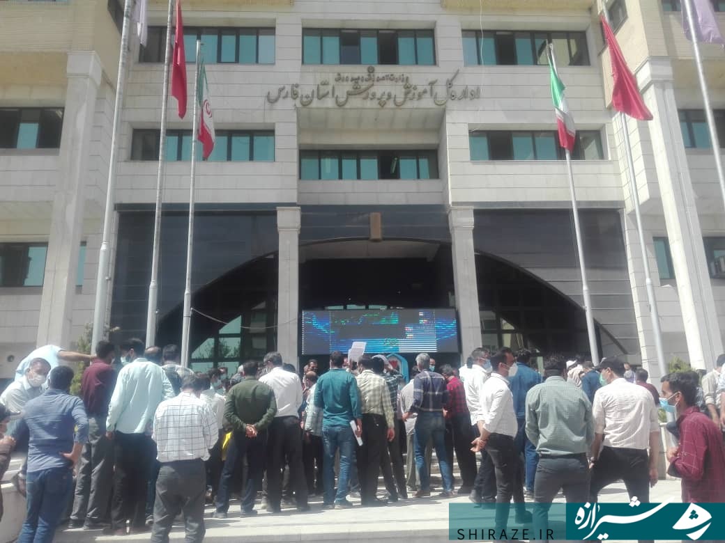 از اعتراض به وضعیت اقتصادی تا بی توجهی مسئولان به خواست خدمتگزاران مدارس از اعتراض به وضعیت اقتصادی تا بی توجهی مسئولان به خواست خدمتگزاران مدارس