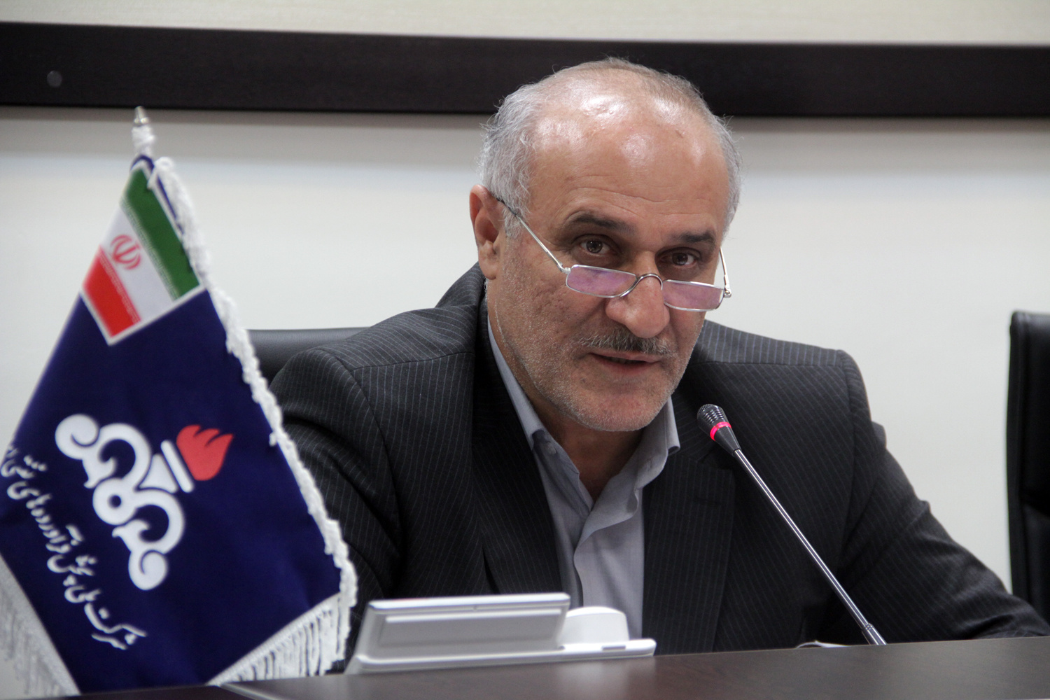 ثبت نام۸۰ درصد از خودروهای عمومی در طرح رایگان دوگانه‌سوز خودرو/ زمینه تبدیل ۲۰۰هزار خودرو مسافر برشخصی فراهم شده است