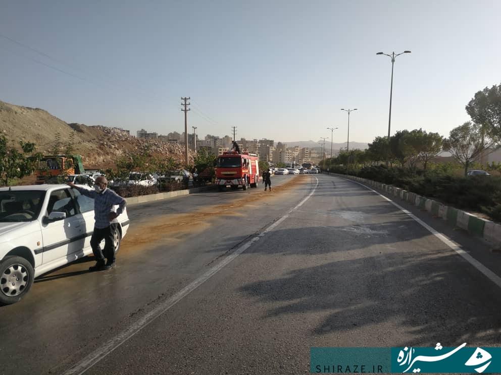 تصادف زنجیره ای و راه بندان در حسین الهاشمی