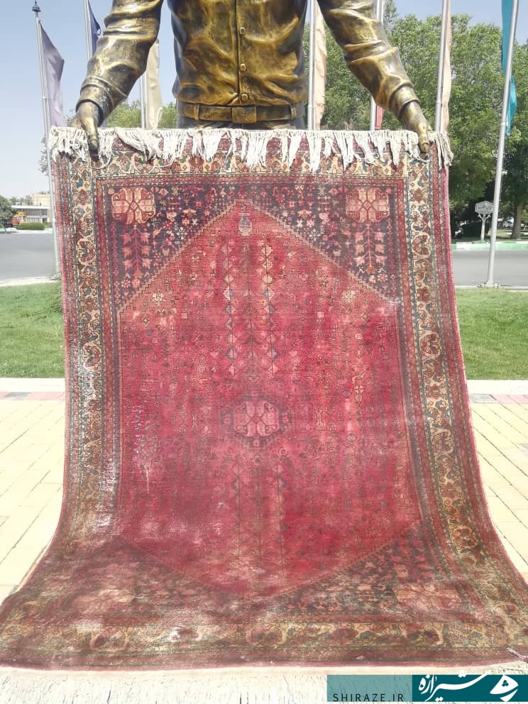 اوج بی تدبیری برای معرفی هنر آباده
