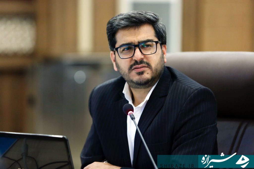 گزارش لحظه ای و برخط شیرازه از صحن علنی شورای شهر شیراز برای انتخاب سکاندار شهرداری/ اصنافی: ۱۱۰ اولویت شهری احصا شده و مدنظر است/ وجود کمیته انتصابات را تکذیب می کنم گزارش لحظه ای و برخط شیرازه از صحن علنی شورای شهر شیراز برای انتخاب سکاندار شهرداری/ اصنافی: ۱۱۰ اولویت شهری احصا شده و مدنظر است/ وجود کمیته انتصابات را تکذیب می کنم