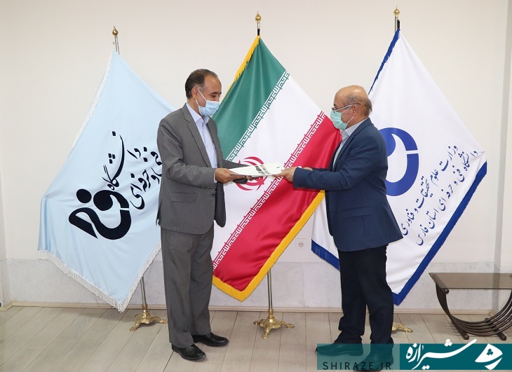 کمبود سهمیه جذب هیئت علمی گریبان گیر دانشگاه های فنی حرفه ای است/ فقدان نهاد رتبه بندی دانشگاه ها کمبود سهمیه جذب هیئت علمی گریبان گیر دانشگاه های فنی حرفه ای است/ فقدان نهاد رتبه بندی دانشگاه ها