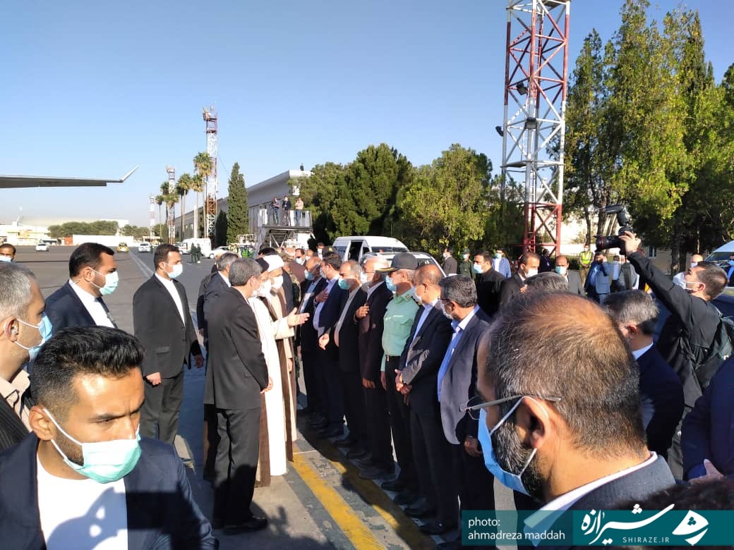 رئیس جمهور وارد شیراز شد + عکس رئیس جمهور وارد شیراز شد + عکس
