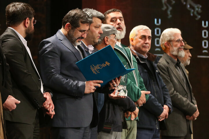 برگزیدگان چهل‌ویکمین جشنواره فیلم فجر معرفی شدند/«سینما متروپل» بهترین فیلم شد