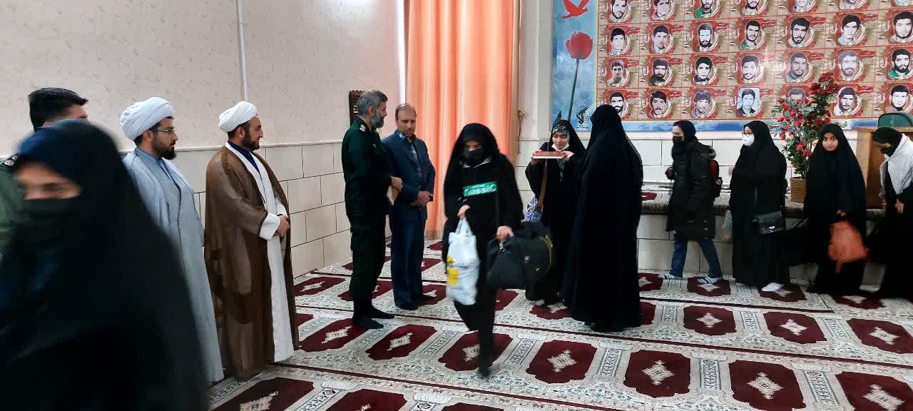 اعزام نخستین کاروان راهیان نور از آباده