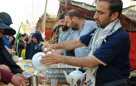سنگ تمام کواری ها در پذیرایی از زائران اربعین حسینی سنگ تمام کواری ها در پذیرایی از زائران اربعین حسینی
