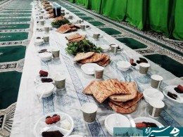 برپایی سفره افطار ساده در قالب طرح «ضیافت الهی» در ۷۰ بقعه متبرکه استان برپایی سفره افطار ساده در قالب طرح «ضیافت الهی» در ۷۰ بقعه متبرکه استان