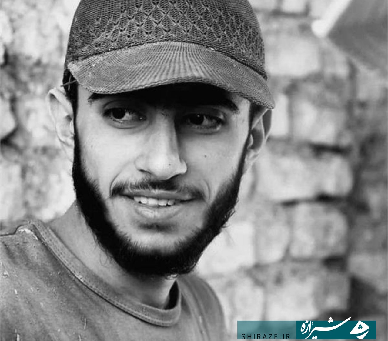 مادر این عکس رو استوری نکن و آن را برای روز شهادتم نگهدار مادر این عکس رو استوری نکن و آن را برای روز شهادتم نگهدار