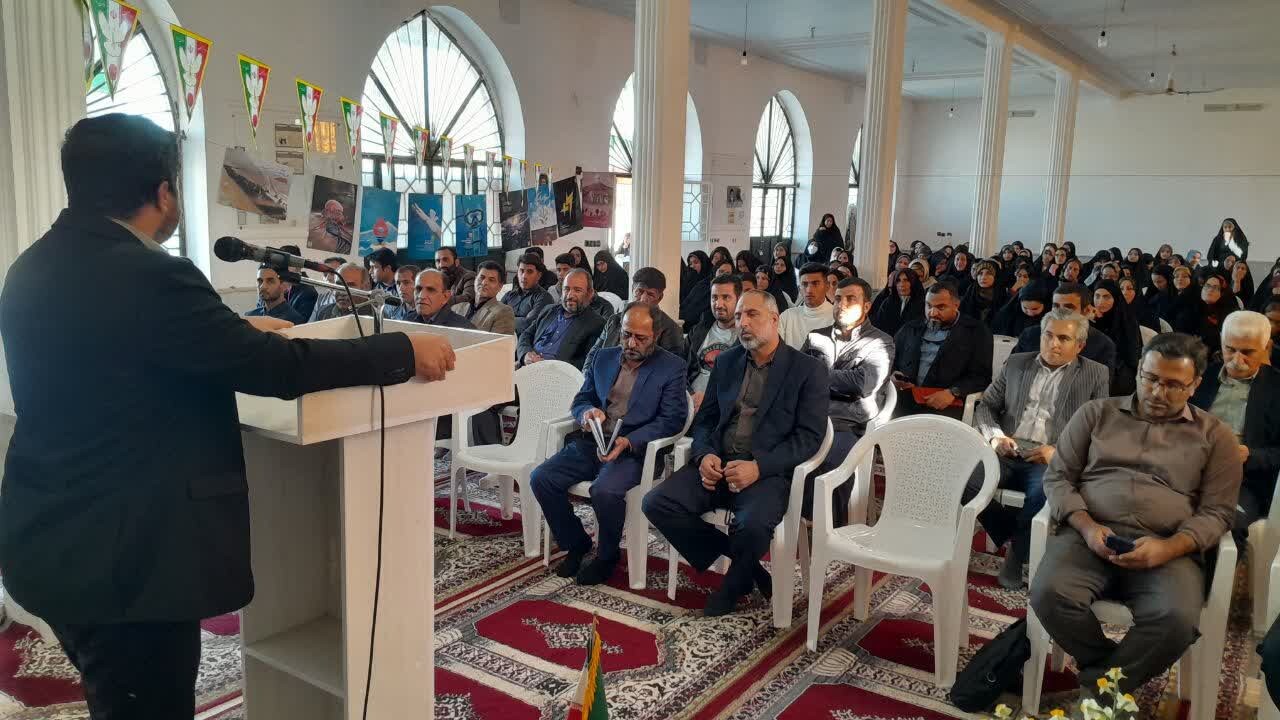 فضای مجازی مؤثرترین عامل در شکل‌گیری سبک زندگی