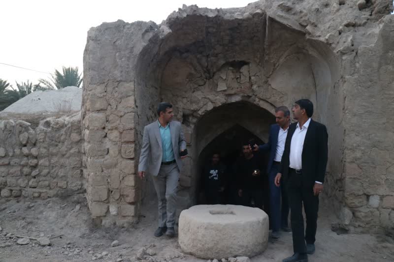 مسجد قدیمی کارزین مرمت می‌شود