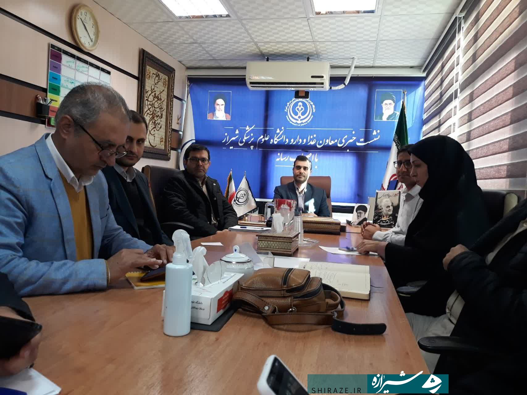 مشکلی در تأمین سمعک و تست قند خون نداریم مشکلی در تأمین سمعک و تست قند خون نداریم
