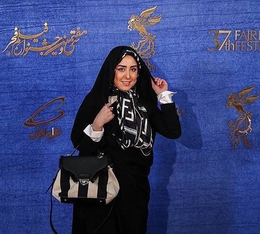 عادی سازی قمار و شوخیهای جنسی در نیوکمپ + عکس و فیلم عادی سازی قمار و شوخیهای جنسی در نیوکمپ + عکس و فیلم