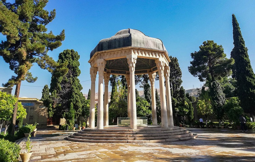 استفاده از اماکن تاریخی در هیچ جای دنیا محل التقاط فرهنگی نمیشود استفاده از اماکن تاریخی در هیچ جای دنیا محل التقاط فرهنگی نمیشود