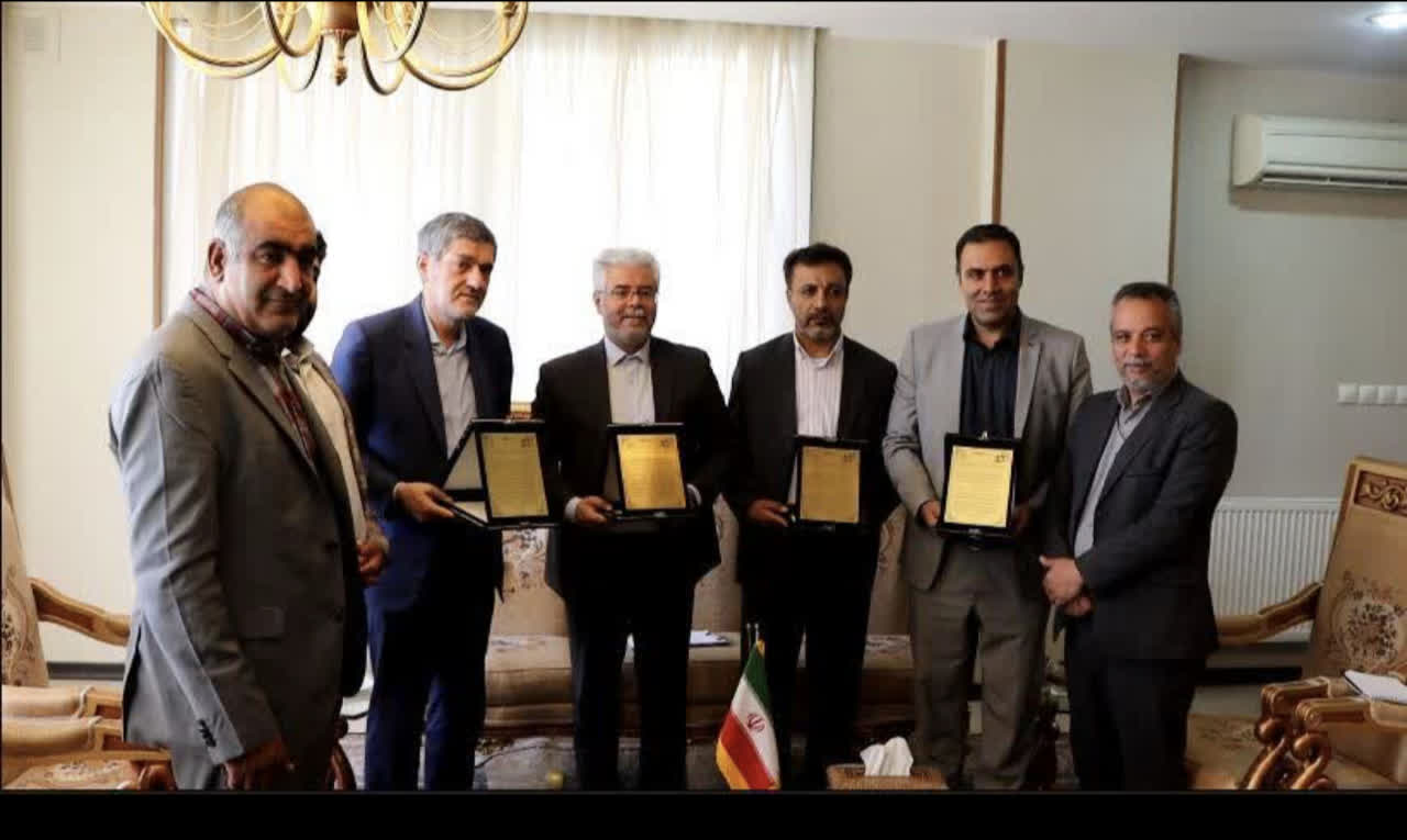سرمایهگذاری ۲۵۰۰ میلیارد ریالی با ظرفیت اشتغال ۳۰۰ نفر در فسا سرمایهگذاری ۲۵۰۰ میلیارد ریالی با ظرفیت اشتغال ۳۰۰ نفر در فسا