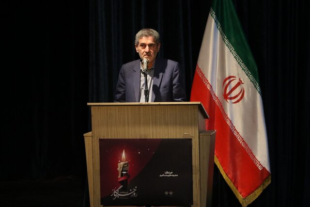 مراسم تکریم خبرنگار در شیراز برگزار شد مراسم تکریم خبرنگار در شیراز برگزار شد