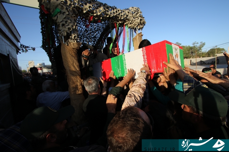 شهدایی که جان دادند تا حرمتِ حریمِ حَرم باقی بماند شهدایی که جان دادند تا حرمتِ حریمِ حَرم باقی بماند
