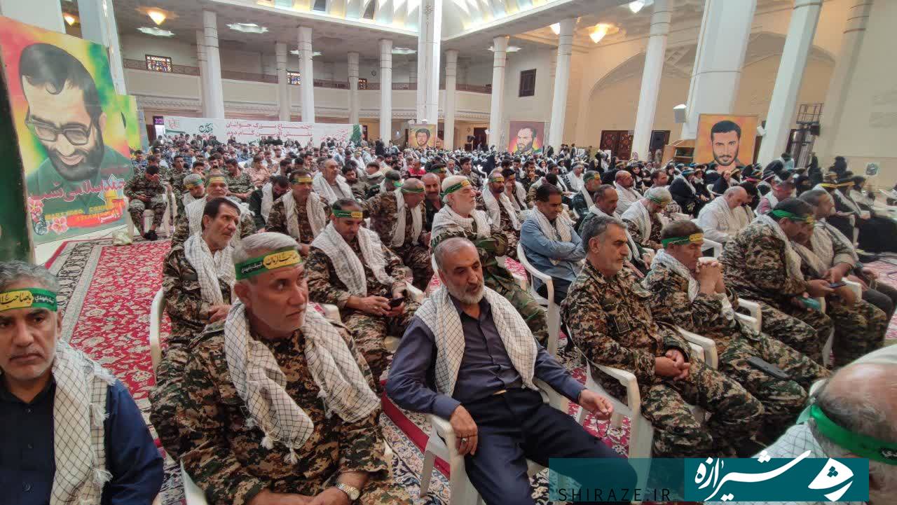 دفاع مقدس سرشار از برکت بود