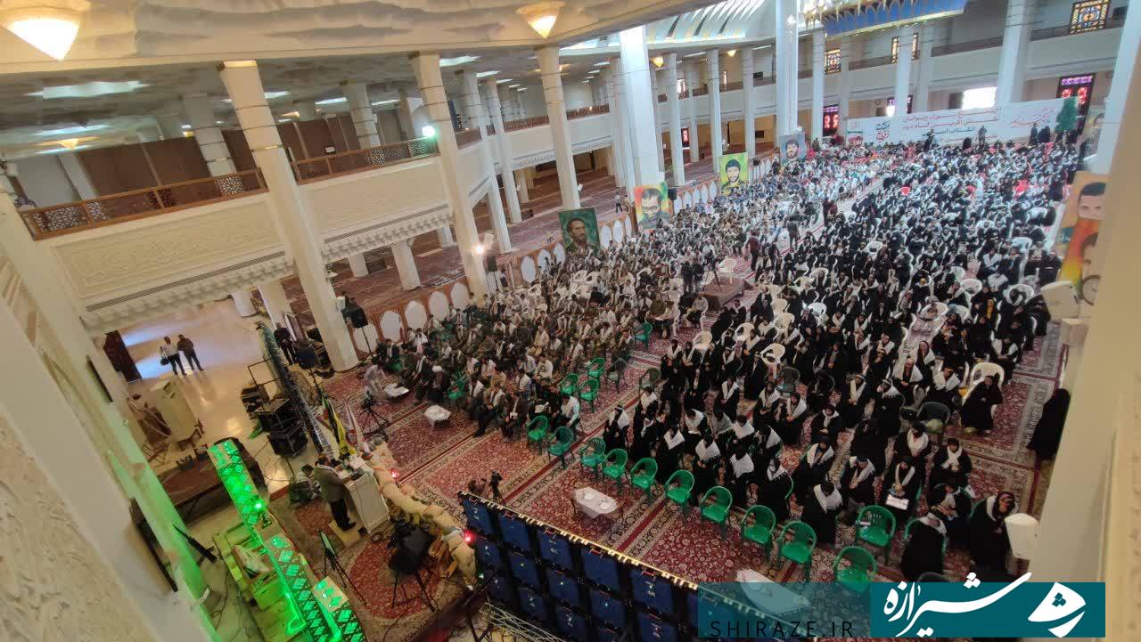 دفاع مقدس سرشار از برکت بود