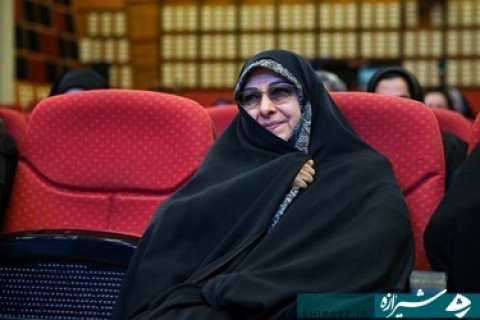 فضای مجازی؛ بیگانهای در خانه فضای مجازی؛ بیگانهای در خانه