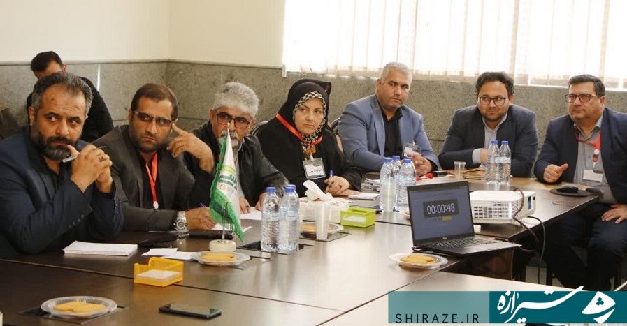 اما و اگرها و ابهامات همایش میلیاردی سازمان امور مالیاتی فارس