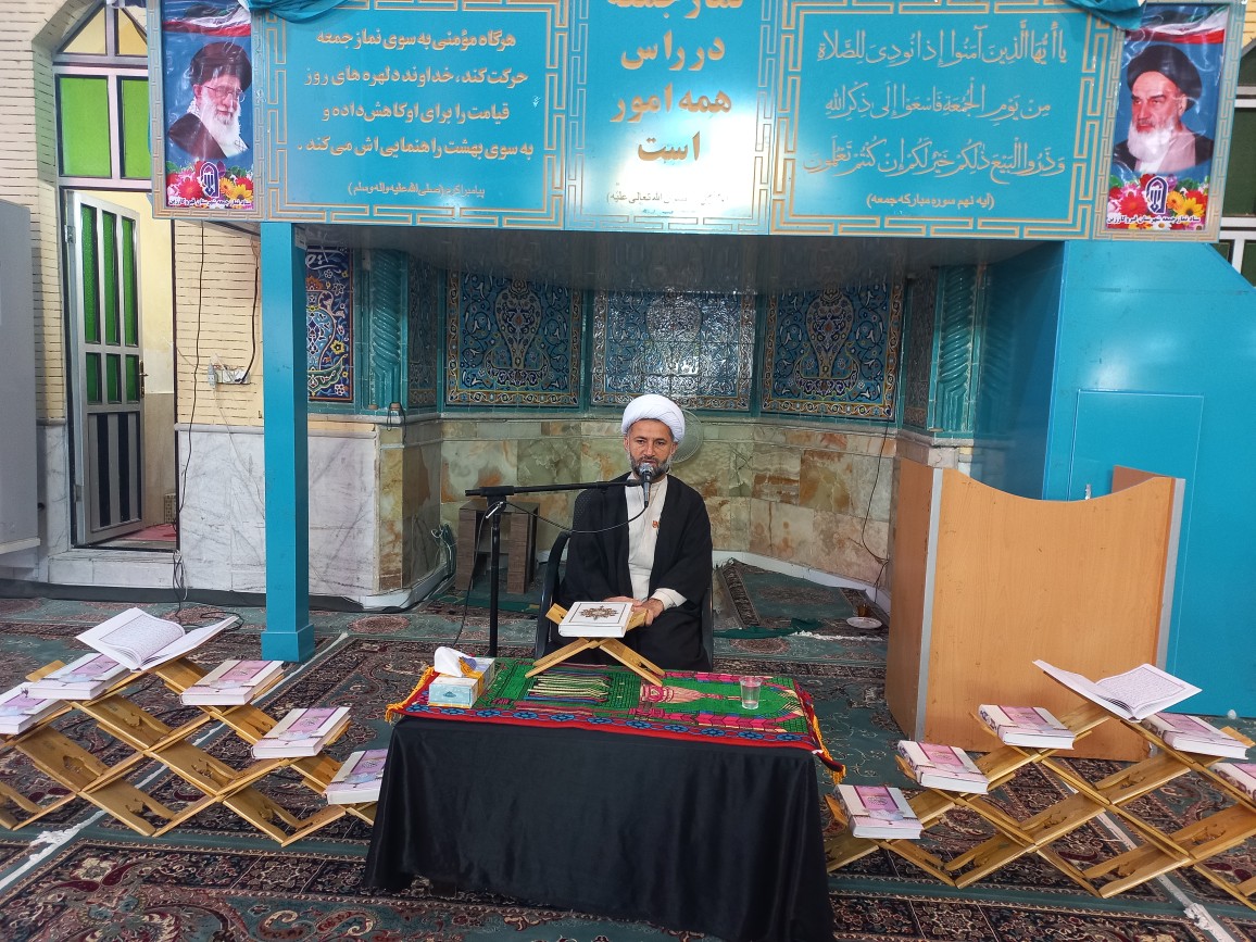 انقلاب اسلامی یک نظام توحیدی است