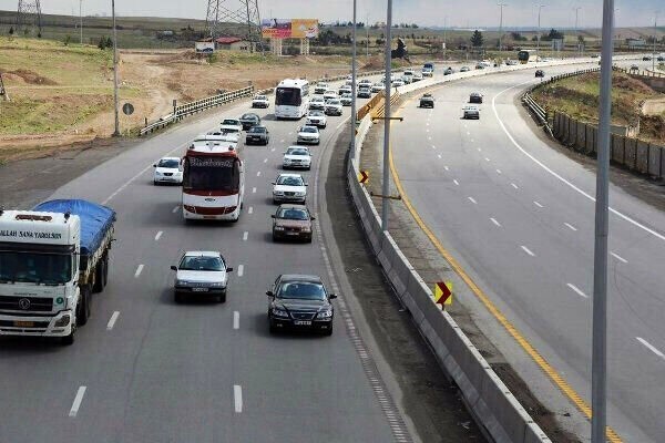 یک میلیون و ۶۲۰ هزار تردد در جاده‌های فارس