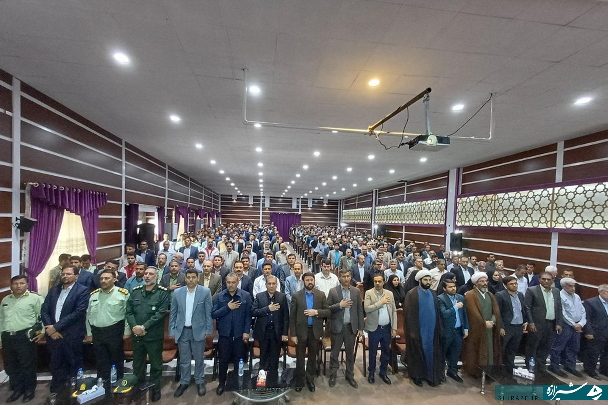 فرماندار جدید شهرستان قیروکارزین معرفی شد