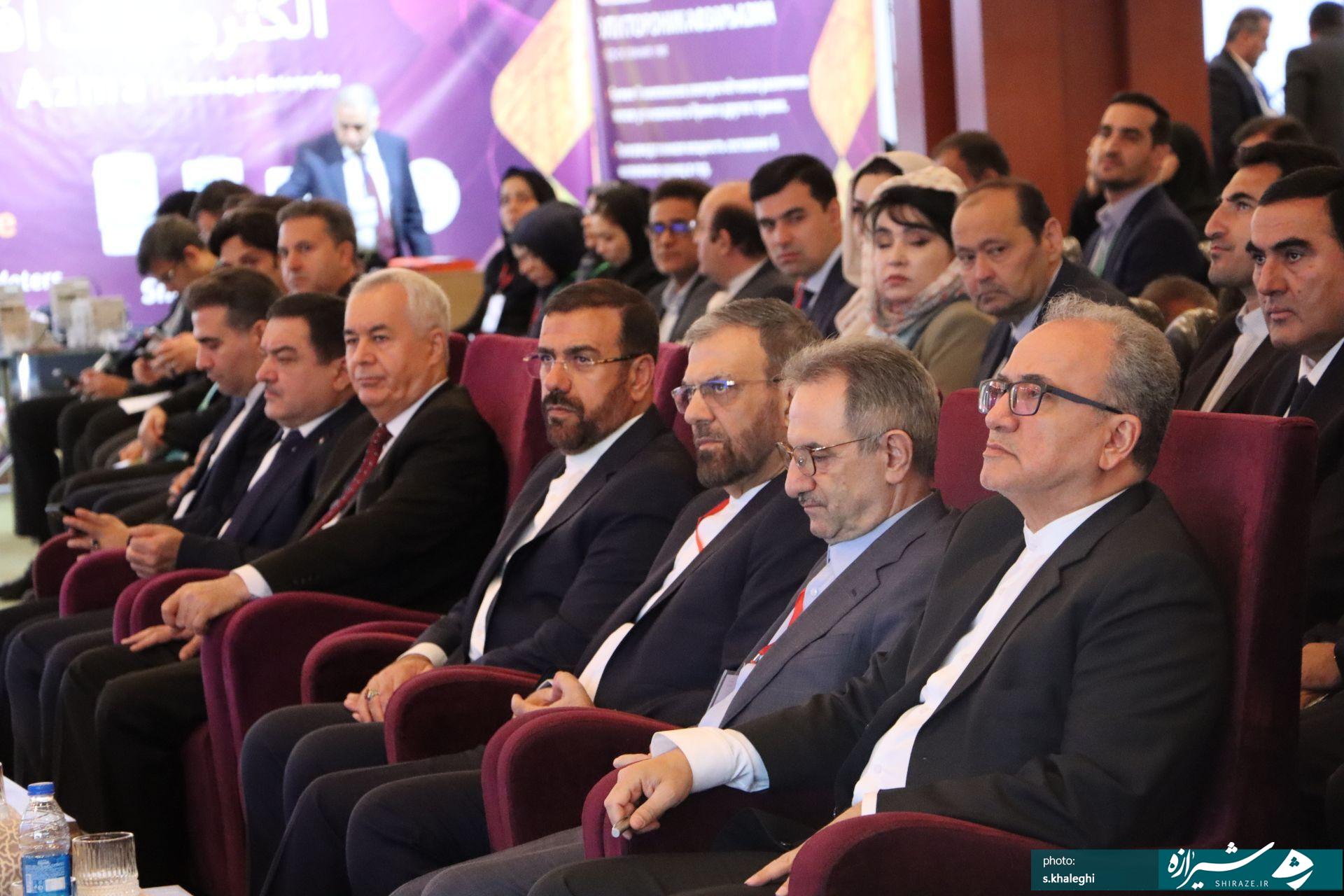 توسعه روابط انرژی، صنعت، گردشگری و سرمایه‌گذاری مشترک