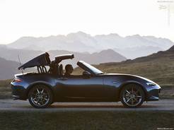 Mazda MX-5 RF (2017)