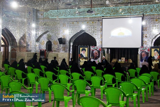 سحاب پرس/ مراسم تقدیر از بانوان جهادگر خط مقدم شیرازی 
عکس: زهرا پور وهاب