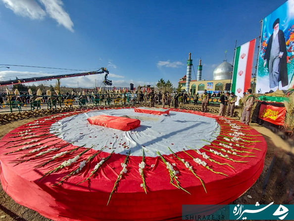 تشییع و تدفین شهید گمنام دفاع مقدس در دانشگاه آزاد  آبا‌ده 