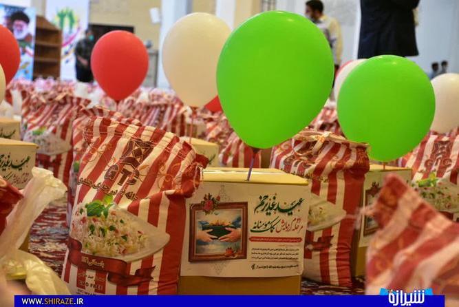 اجرای دومین مرحله نهضت بزرگ کمک مومنانه در حرم مطهر احمدبن موسی(ع) با توزیع بیش از 10 هزار بسته معیشتی