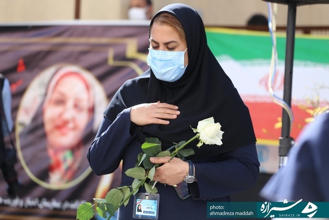 تشییع پیکر مطهر شهیده مریم رحیمی اولین بانوی شهیده و  پنجمین شهید مدافع سلامت استان فارس
(عکس: احمدرضا مداح)