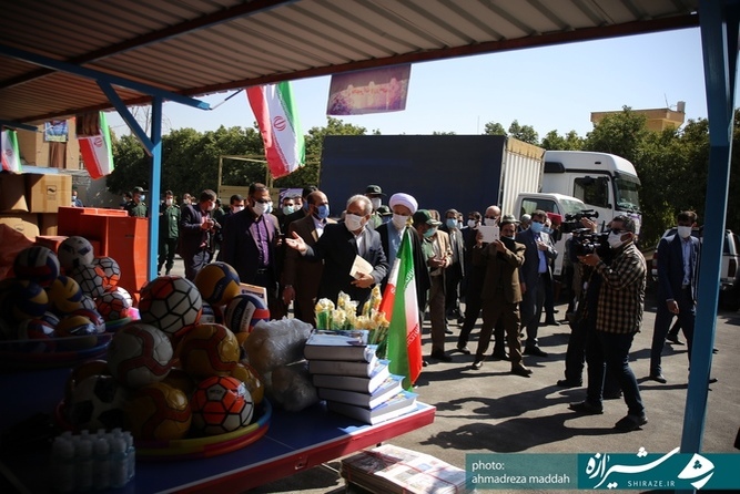 ارسال کاروان تجهیزات و اقلام آموزشی به مدارس عشایری فارس -(عکس: احمدرضا مداح)