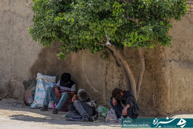 کوچه عباسی منتهی به حرم سید تاج الدین غریب(ع)