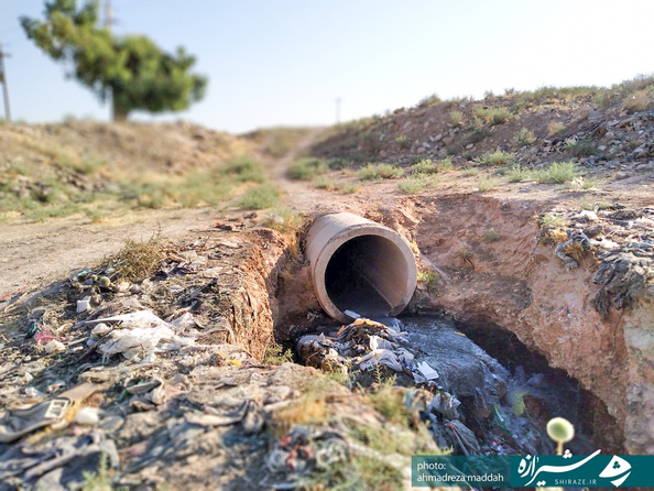 خروجی آب انتهای شهرک مهدی آباد (کتس بس)