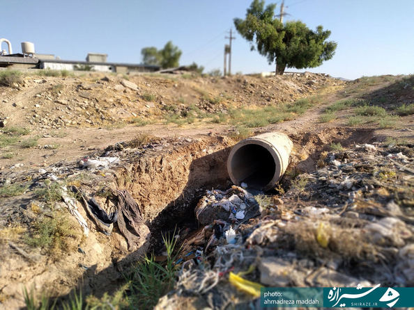 خروجی آب انتهای شهرک مهدی آباد (کتس بس)
